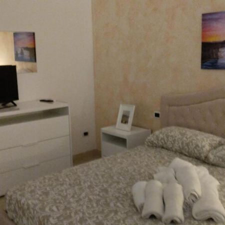 Apartament La Casa Di Elisa Bari Zewnętrze zdjęcie